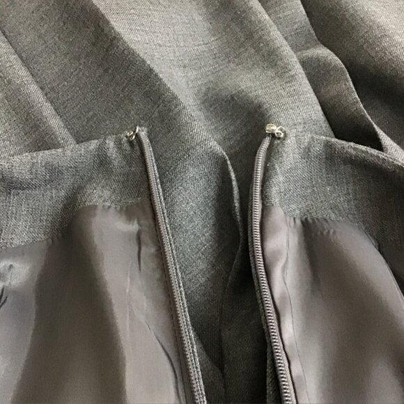 Brooks Brothers Box Pleated Herringbone Wool Blend Skirt - Picture 6 of 9